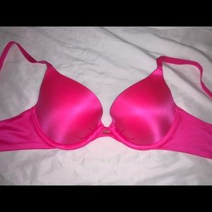 Fabulous push up bra NWOT